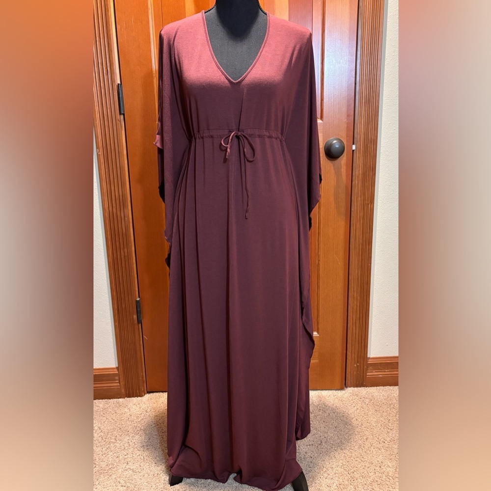 Barefoot Dreams Luxe Milk Jersey Paradise Cove Caftan in Rosewood, size S/M. - Picture 2 of 6